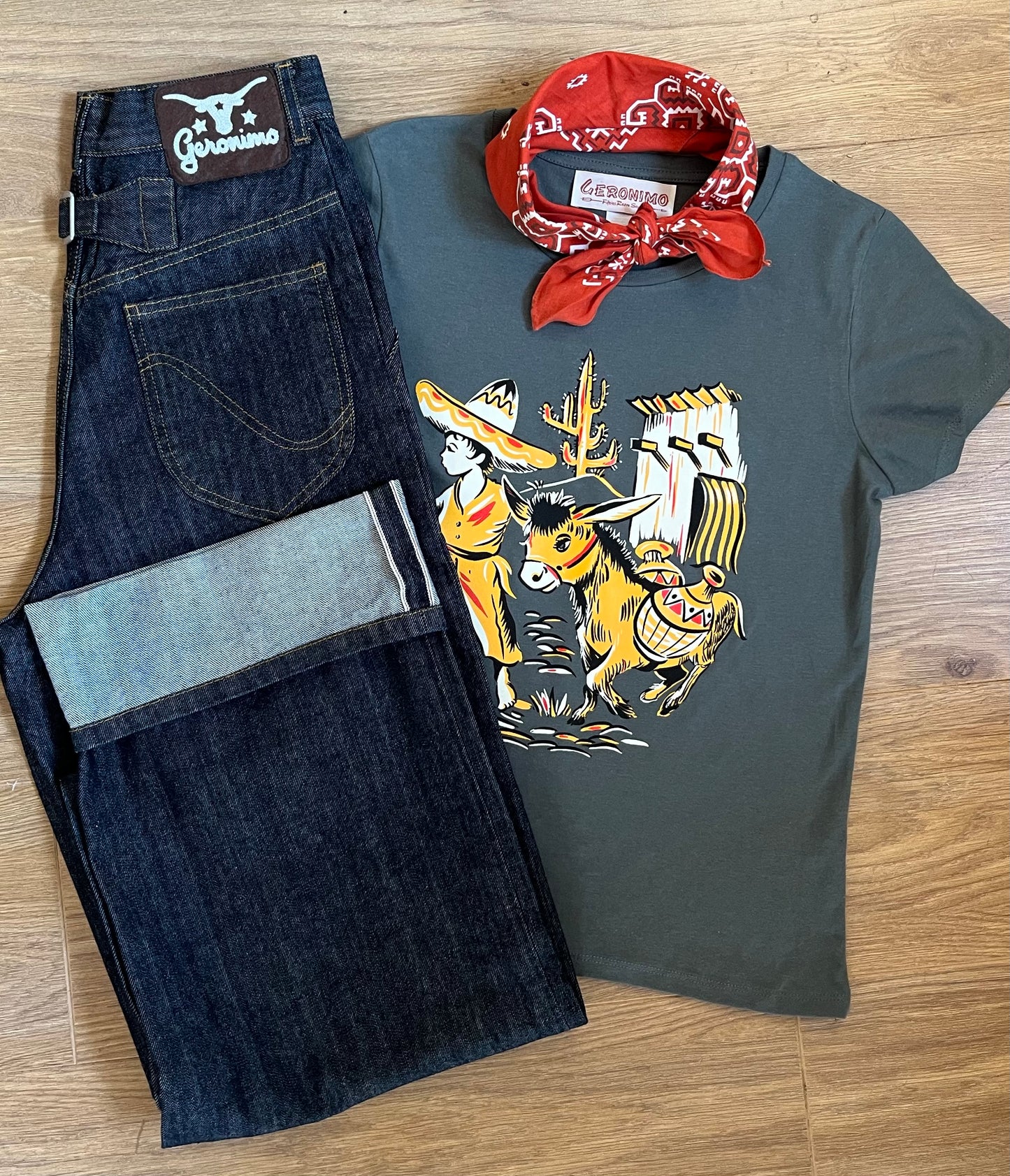 Ladies red line selvedge jeans